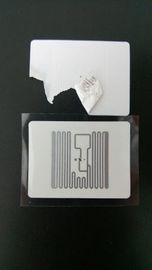 La etiqueta frágil del espacio en blanco RFID del papel de etiqueta del RFID fácil para destroza
