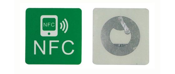Prenda impermeable redonda del RFID 13.56mhz de la patrulla de NFC de la etiqueta engomada plástica de la etiqueta